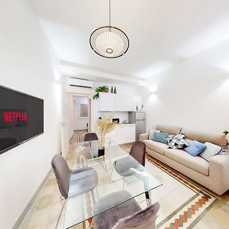 Apartment Nearby Historic Center - 2 Private Bathrooms Cagliari Exterior foto